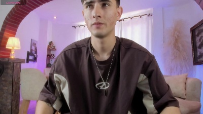 PhilipRiich live cam on Cam4