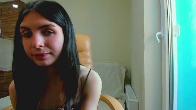 PhilippaDowey live cam on Cam4