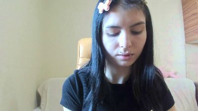 PhilippaDowey live cam on Cam4