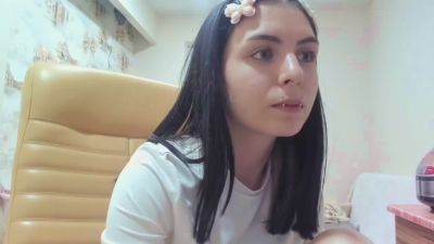 PhilippaDowey live cam on Cam4