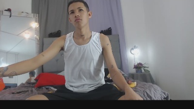 PhillipCox live cam on Cam4