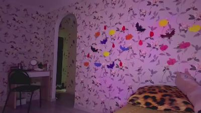 PhyllisHoetger live cam on Cam4