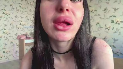 PhyllisHoetger live cam on Cam4
