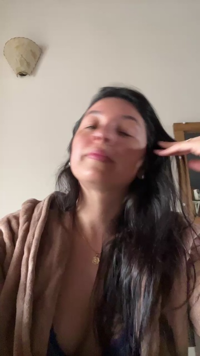 Pia_pilar1 live cam on Cam4