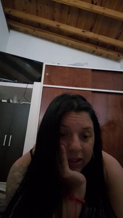 Pia_pilar1 live cam on Cam4