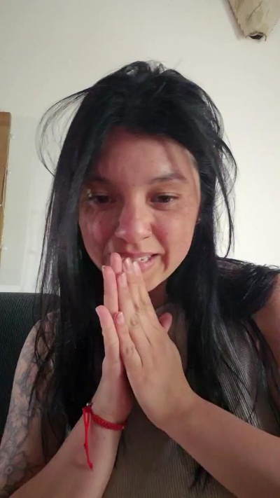 Pia_pilar1 live cam on Cam4