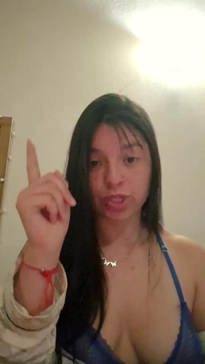 Pia_pilar1 live cam on Cam4