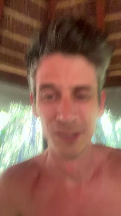 PianoTobe live cam on Cam4