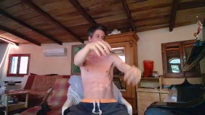 PianoTobe live cam on Cam4