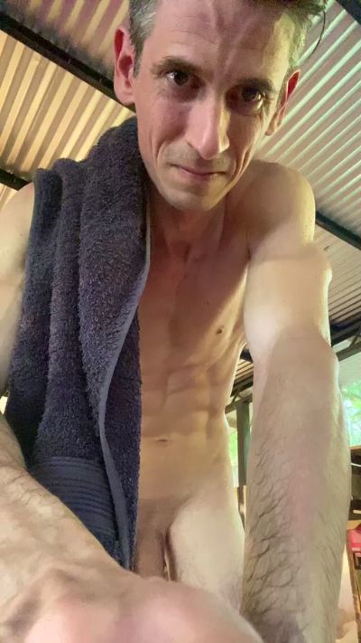 PianoTobe live cam on Cam4