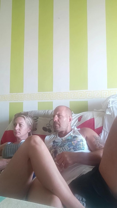 Piedisexy81 live cam on Cam4