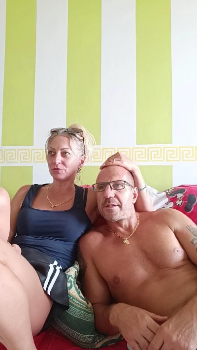 Piedisexy81 live cam on Cam4