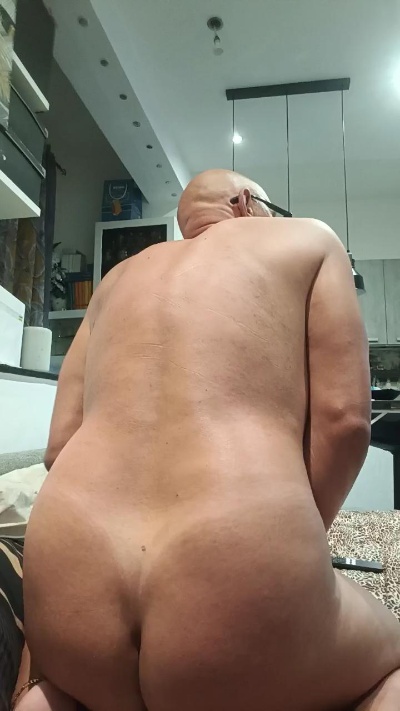 Piedisuper76 live cam on Cam4