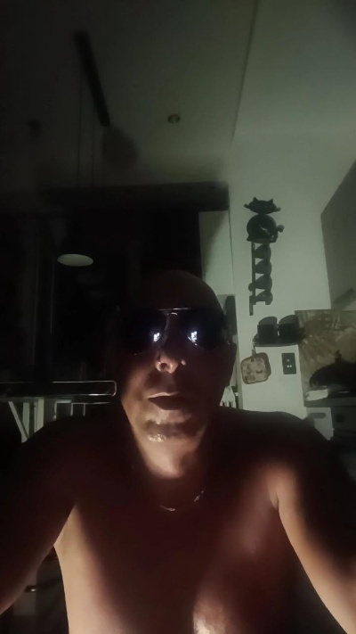 Piedisuper76 live cam on Cam4