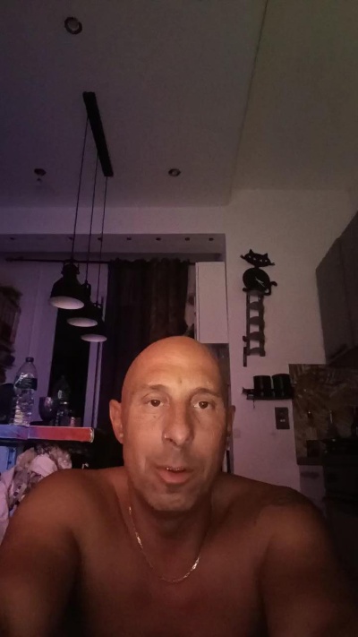 Piedisuper76 live cam on Cam4