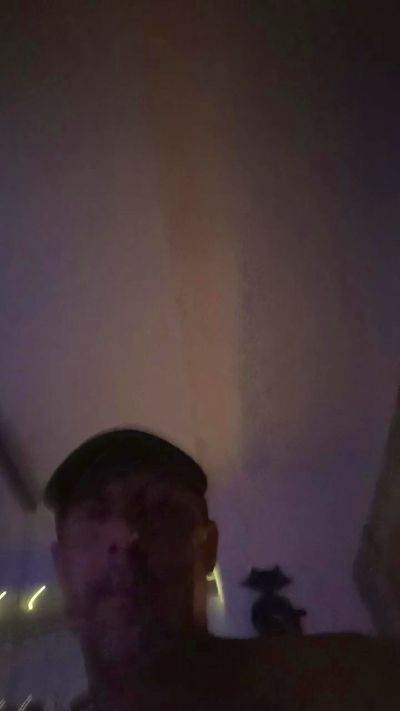 Piedisuper76 live cam on Cam4