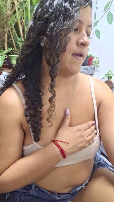 PieldeChocolate live cam on Cam4
