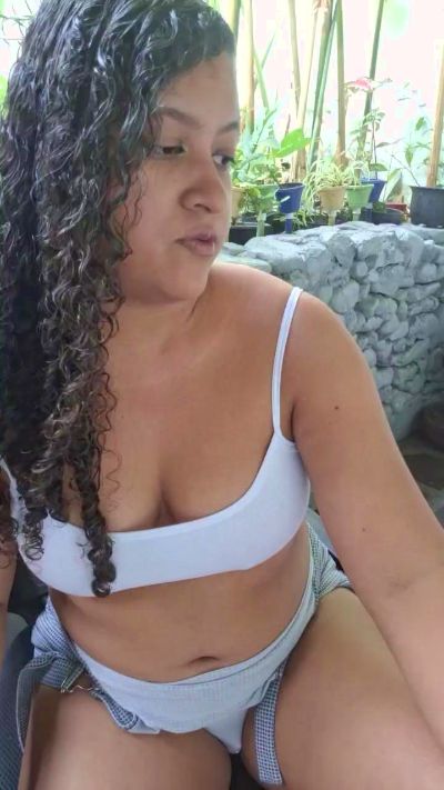 PieldeChocolate live cam on Cam4