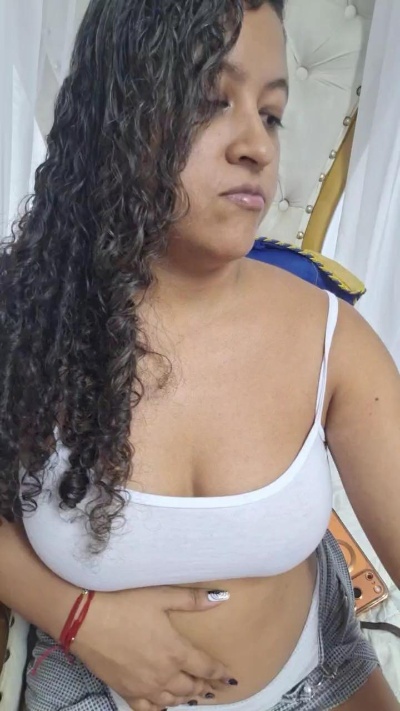 PieldeChocolate live cam on Cam4
