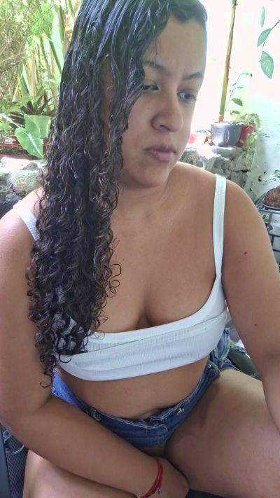 PieldeChocolate live cam on Cam4
