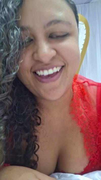 PieldeChocolate live cam on Cam4