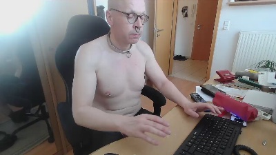 Piercing888 live cam on Cam4