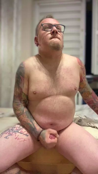 PierreNaked89 live cam on Cam4