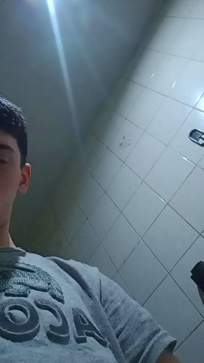 Pijota1997 live cam on Cam4