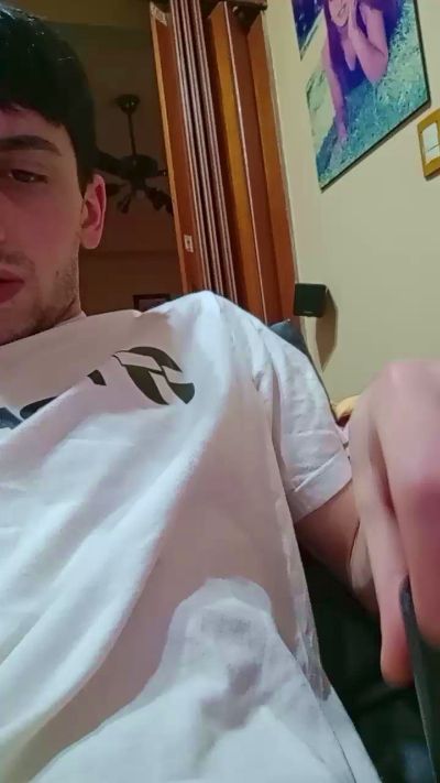 Pijota1997 live cam on Cam4