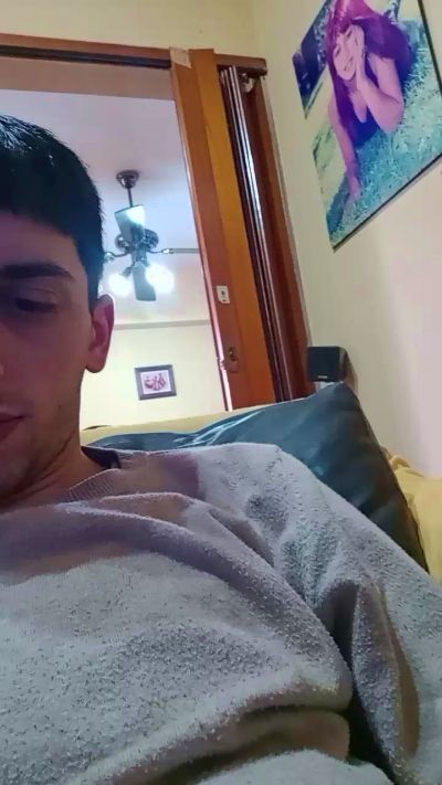 Pijota1997 live cam on Cam4