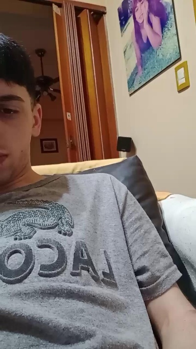 Pijota1997 live cam on Cam4