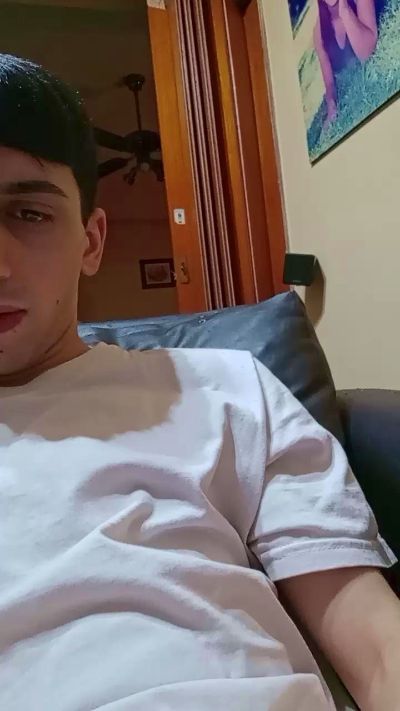 Pijota1997 live cam on Cam4