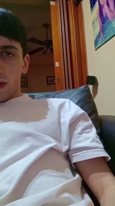 Pijota1997 live cam on Cam4