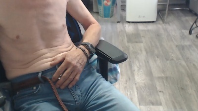 Pillowmaker1 live cam on Cam4