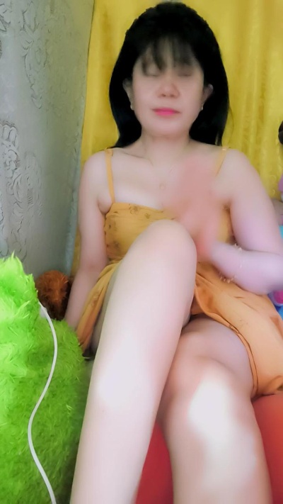 PinayDollhottie live cam on Cam4