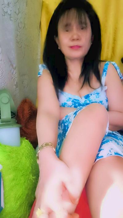 PinayDollhottie live cam on Cam4