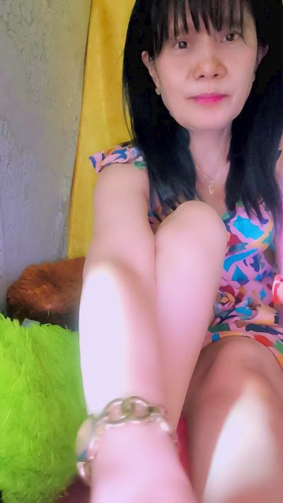 PinayDollhottie live cam on Cam4