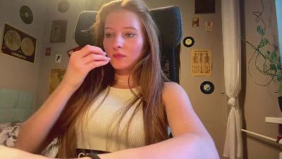 PingVidinha live cam on Cam4