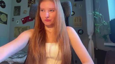 PingVidinha live cam on Cam4