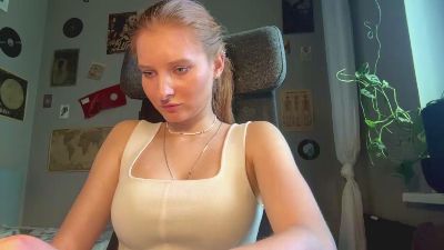 PingVidinha live cam on Cam4