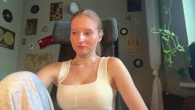 PingVidinha live cam on Cam4