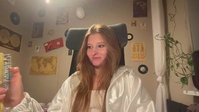 PingVidinha live cam on Cam4