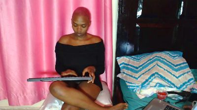 PinkDomina live cam on Cam4