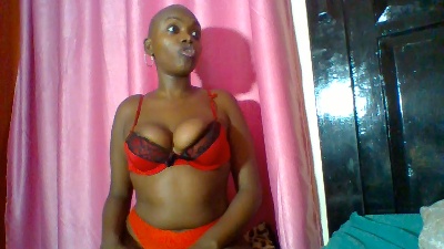 PinkDomina live cam on Cam4