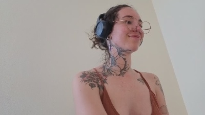 Pink_Trinity live cam on Cam4
