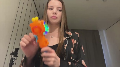 PinkieEggler live cam on Cam4