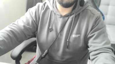 Pino_Loco live cam on Cam4
