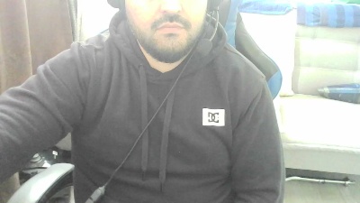 Pino_Loco live cam on Cam4