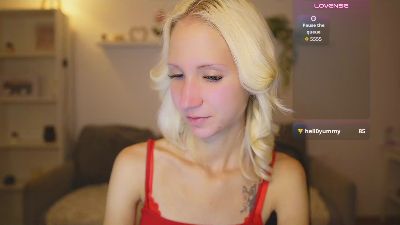 Piper_Perri_18 live cam on Cam4