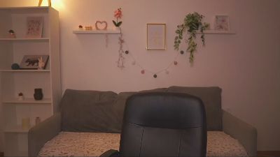 Piper_Perri_18 live cam on Cam4